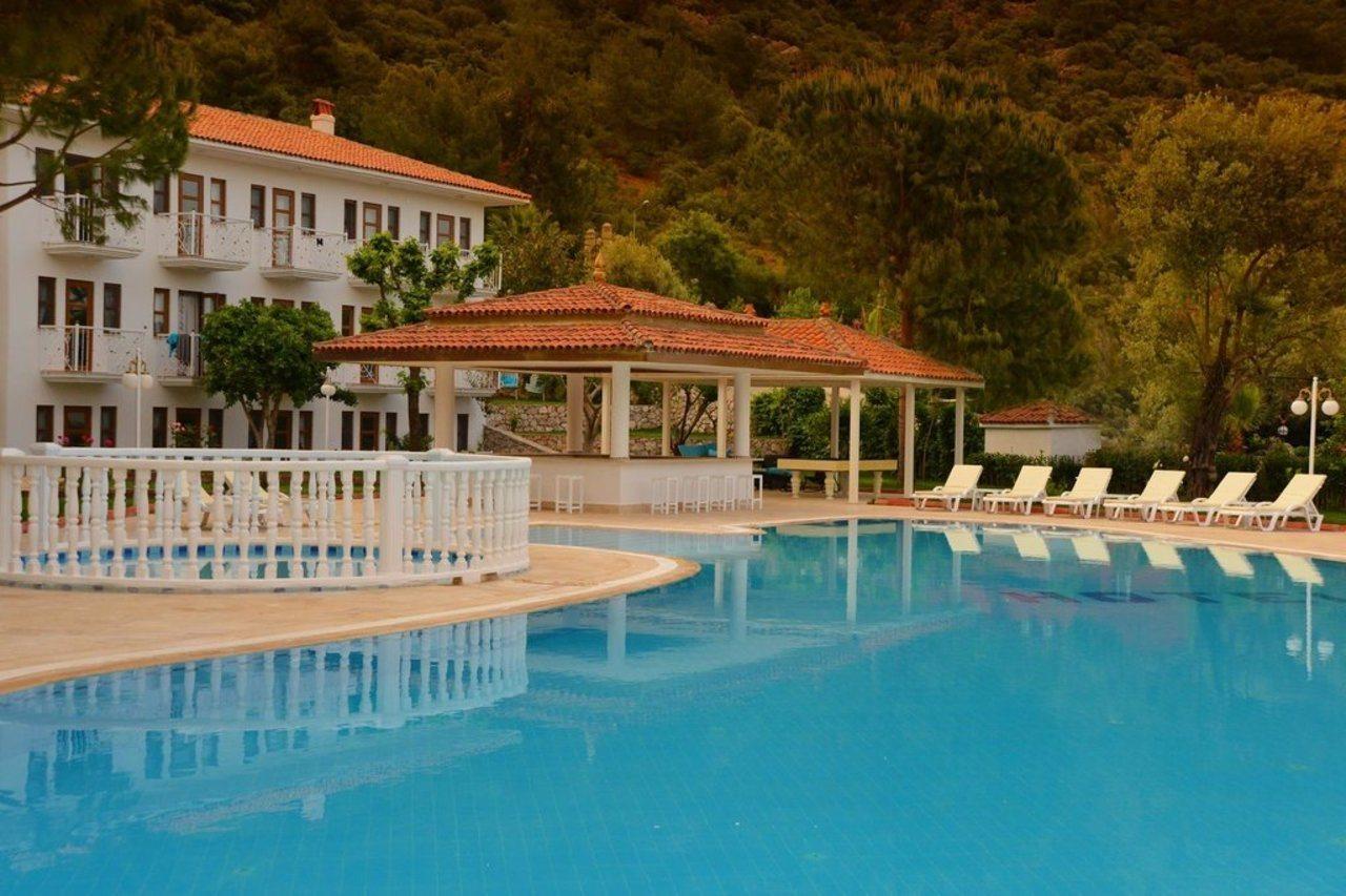 White Hotel Олудениз Екстериор снимка
