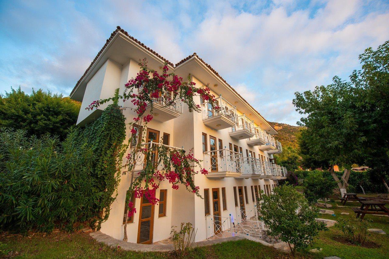 White Hotel Олудениз Екстериор снимка