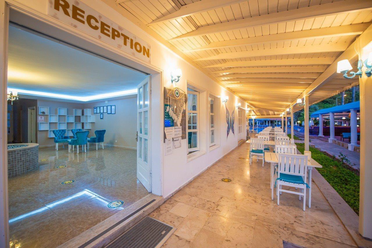 White Hotel Олудениз Екстериор снимка