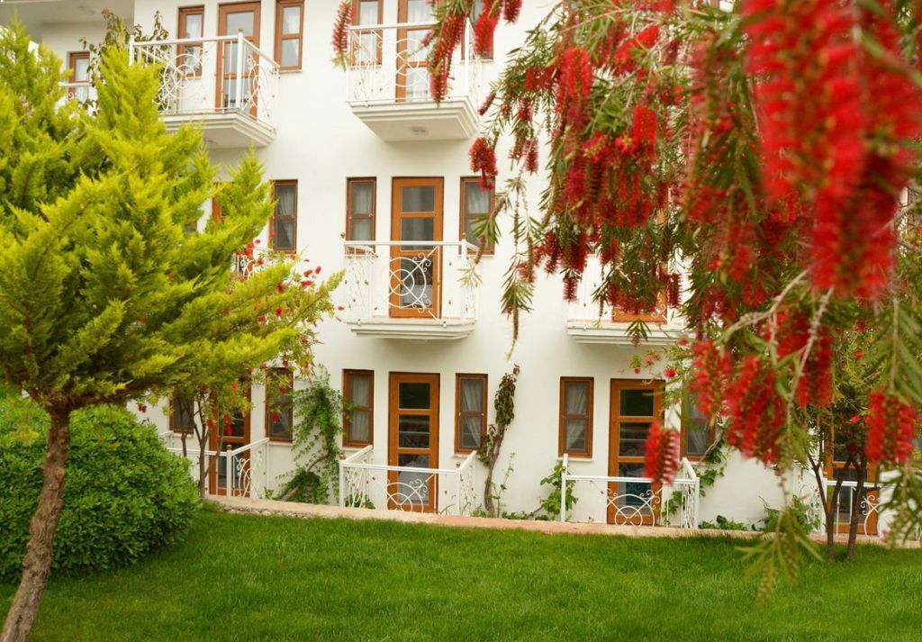 White Hotel Олудениз Екстериор снимка