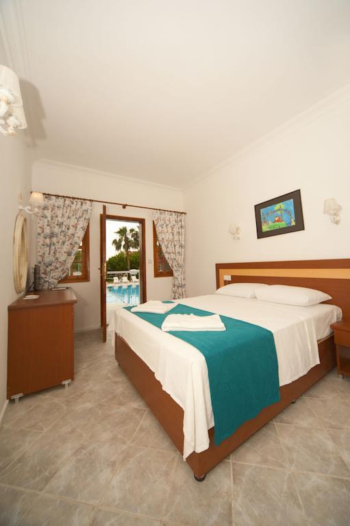 White Hotel Олудениз Екстериор снимка